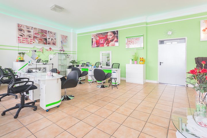 Bamboo Spa & G-K Nails