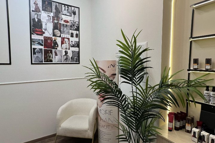 Brows Cosmetics by Elli