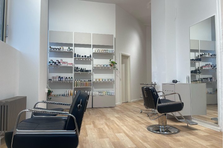 Salon 43 Berlin Karl-Marx-Allee