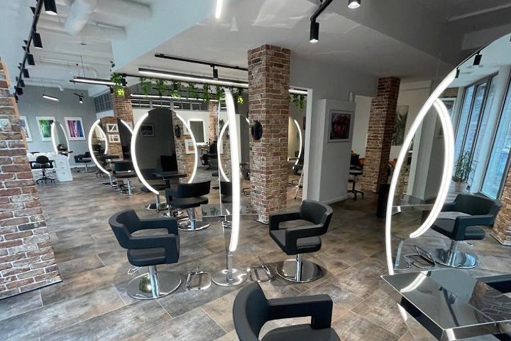 Ami Diop Hairstyling