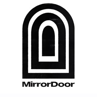 @mirrordooor