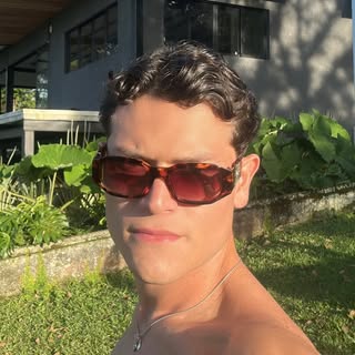 @xtomasrico
