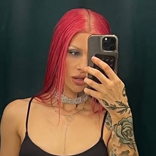 @safireisking
