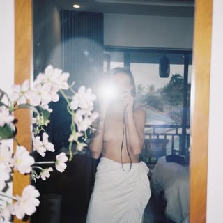 @rosaborrell__