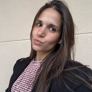 @laura_gujo