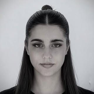 @claudiagirly
