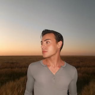@__maximiliaan__