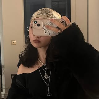 @monsztrrat