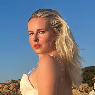 @hayleyxjjones