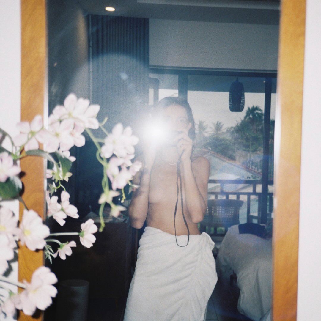 @rosaborrell__