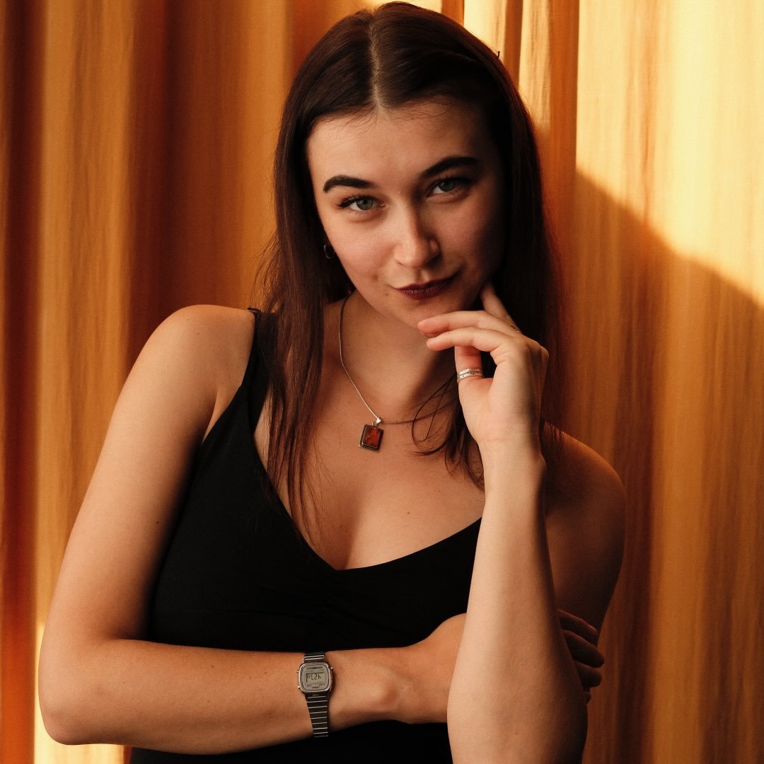 @elladormangajic
