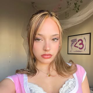 @caannde._