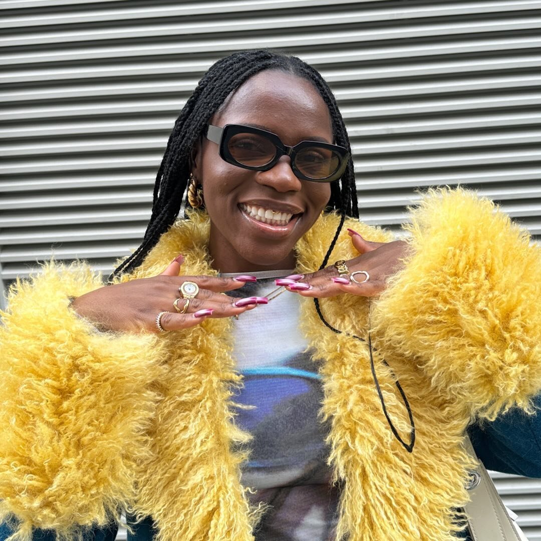 @thriftqueenlola