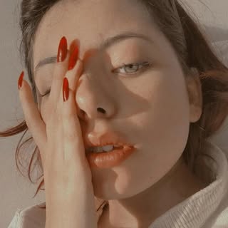 @nataliecasguer
