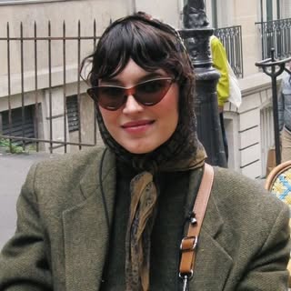 @laurie.b.deraps