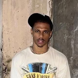 @dxniro