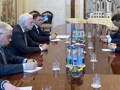 Томский губернатор встретился с российским послом в Беларуси