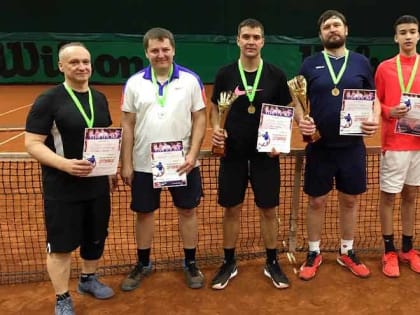 Томичи и кемеровчане разыграли медали на теннисных кортах