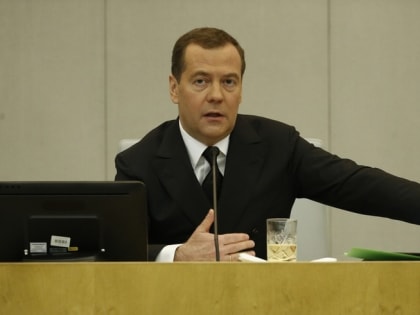 Медведев рассказал о своем отношении к Зеленскому