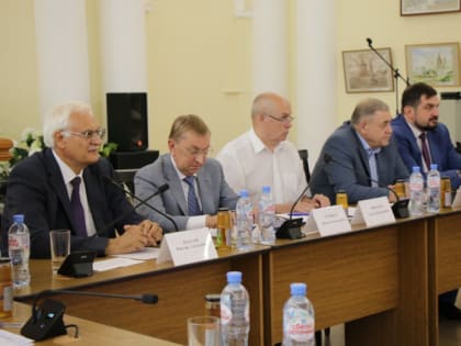 Депутаты приняли участие в собрании Союза строителей