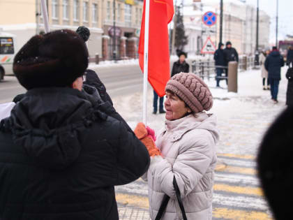 Томские коммунисты вышли в защиту экс-губернатора Иркутской области