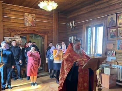 Накануне Дня Победы в Спасо-Преображенском храме с. Белый Яр был совершен молебен о воинах