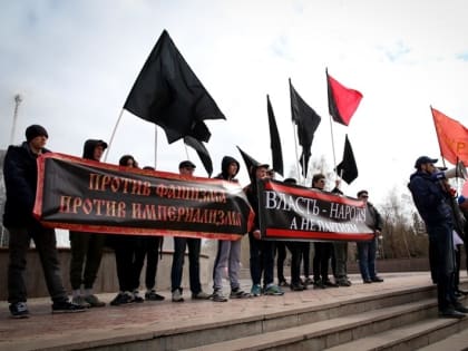 Активистов «Левого блока» задержали на митинге КПРФ в Томске