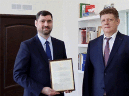 Анатолий Серышев посетил завод «Оксид» в Новосибирске