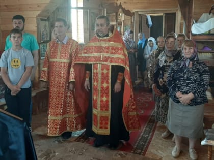 Приход Иоанно-Предтеченского храма с. Парбиг молитвенно встретил престольный праздник