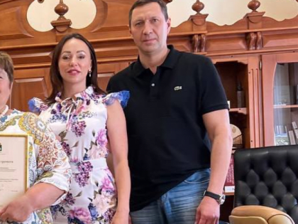 Почетная грамота Думы вручена Вере Гаврилиной, культорганизотору «Томской клинической психиатрической больницы»