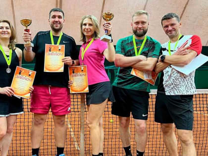 Павел Шевченко и Анна Игнатьева выиграли парный теннисный турнир