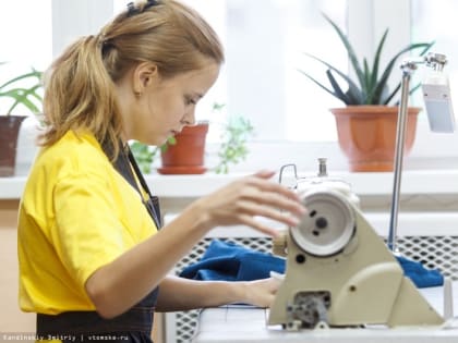 Томские старшеклассники смогут отучиться на швей и трактористов