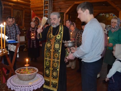 В храмах Колпашевской епархии совершили первую в этом году Литургию Преждеосвященных Даров