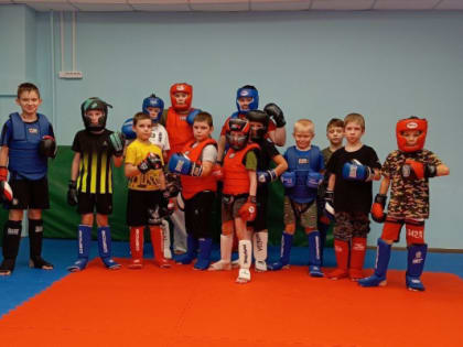 Владислав Бородин оказал поддержку военно-спортивному клубу «Патриот» в Кедровом