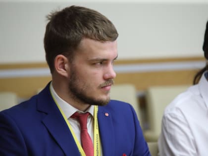 Губернатор Сергей Жвачкин и победители WorldSkills обсудили будущее рабочих профессий