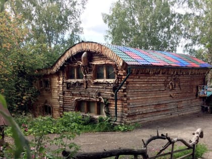 Сохранить здание: театр «2+Ку» обратился к томичам за помощью с ремонтными работами