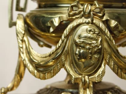 «Без пяти минут самое время»