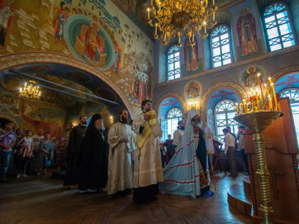 В праздник Преображения Господня к священническому служению был призван еще один выпускник Томской духовной семинарии