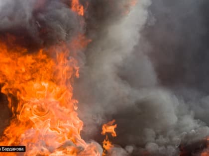 На стадионе в Томске горел вагончик велопроката