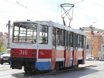 Томичи смогут отплатить проезд без кондуктора: специальные терминалы появятся трамваях и троллейбусах