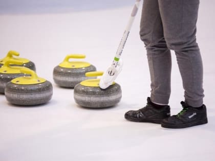 Чемпионат Томской области по спорту глухих (кёрлинг) пройдёт в выходные в СК "Кристалл"