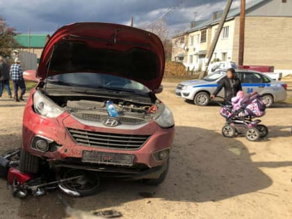 Два подростка на мопеде пострадали в ДТП в деревне под Томском