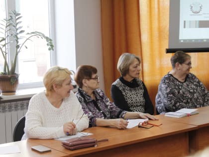Лекция о рациональном питании для пенсионеров прошла в Пушкинке