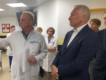 Мазур поручил отремонтировать детскую поликлинику в Стрежевом в 2025г