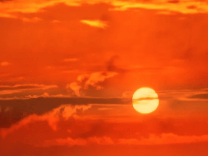 Штормовое предупреждение объявлено в Томске из-за жаркой погоды