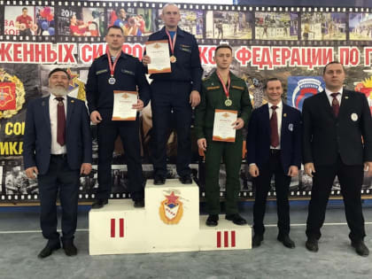 Томский гиревик взял серебро на чемпионате вооружённых сил РФ