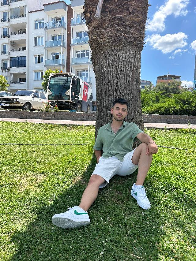 sitter photo