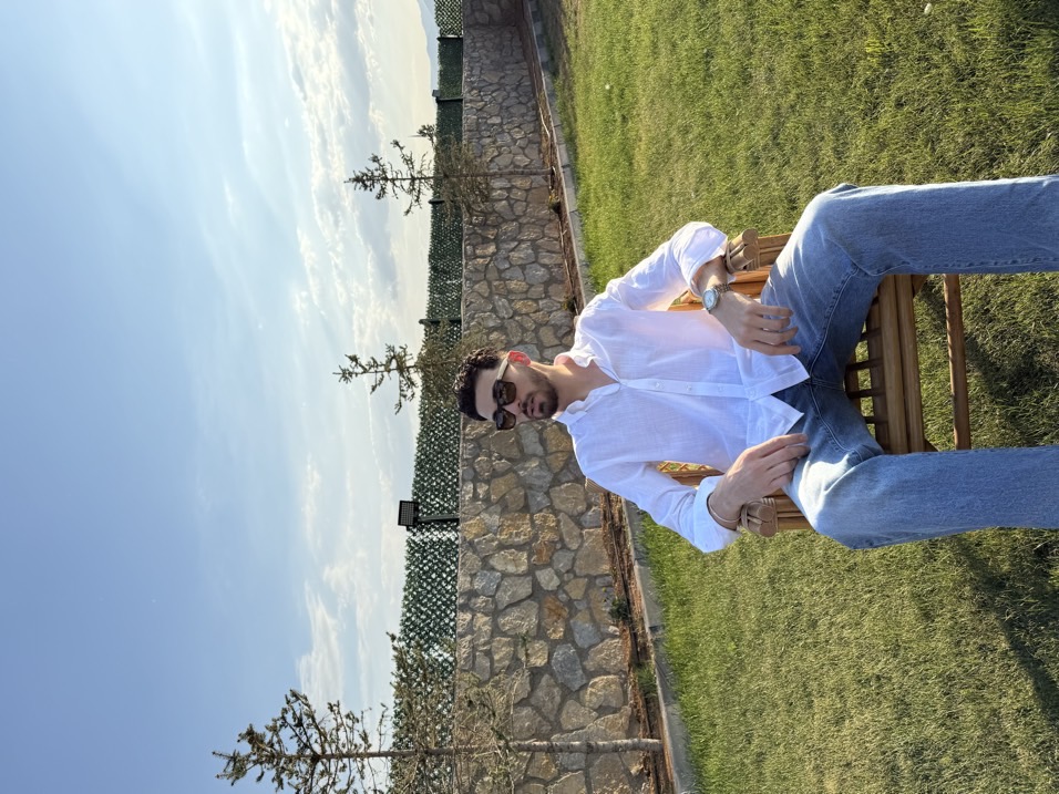sitter photo