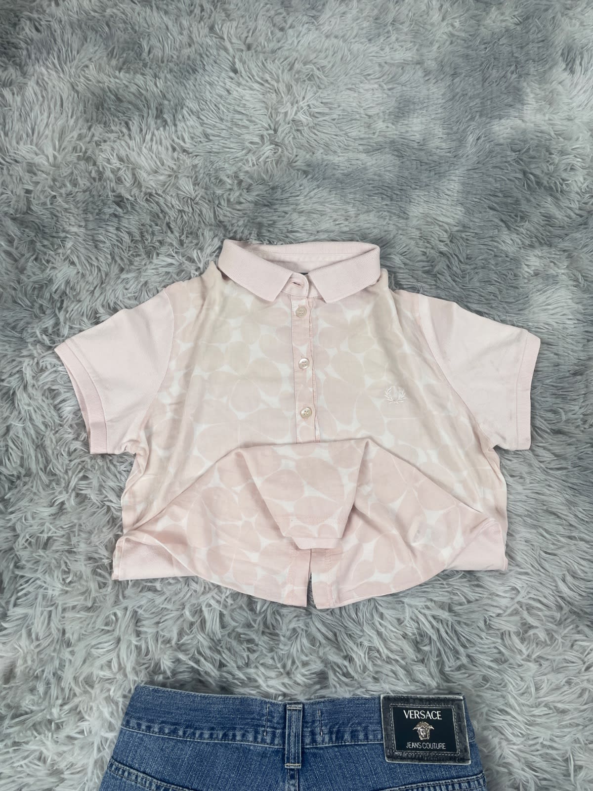 Polo Fred Perry rosa, segunda vista