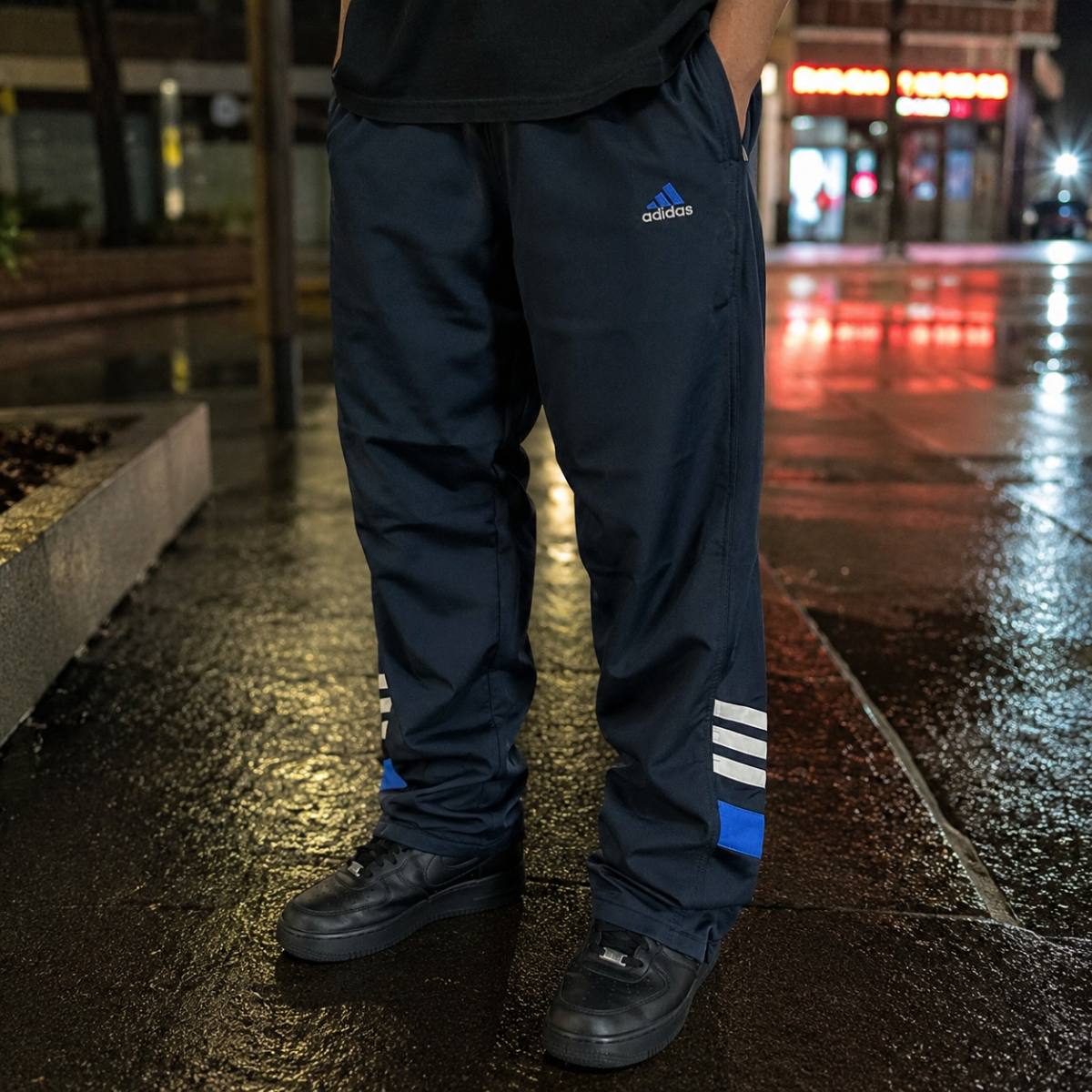 Pantalón de chándal Adidas azul marino, vista principal